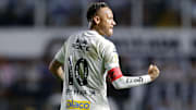 Atleta firmou contrato com o Santos até junho