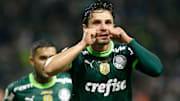 Raphael Veiga é um dos destaques do Palmeiras no Brasileirão