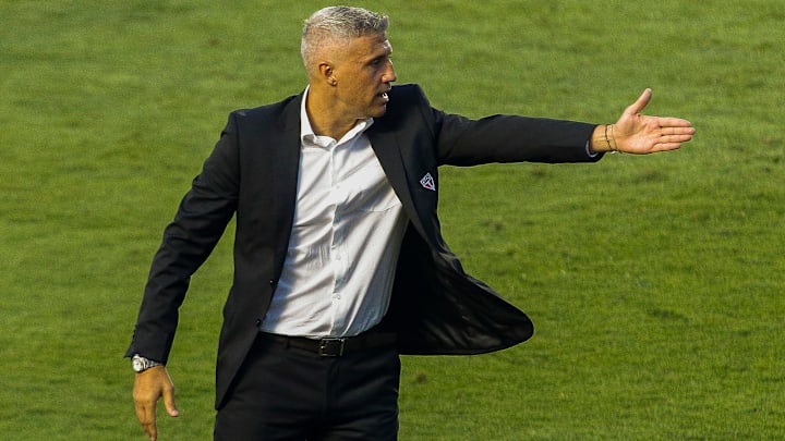 Ele voltou ao Brasil após ser campeão no Catar e Emirados Árabes Ele voltou ao Brasil após ser campeão no Catar e Emirados Árabes
