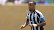 Jogador tem posição assegurada no meio-campo do Glorioso