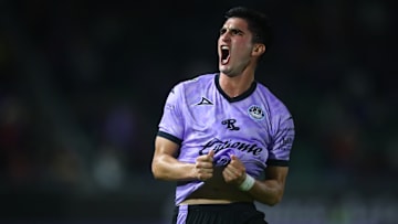 Recién terminó su préstamo con Mazatlán y Pumas habría vendido al argentino Gustavo del Prete, que ahora defendería al Atlas.