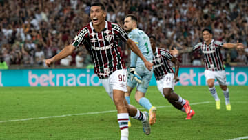 Serna garantiu pontos importantes para o Fluminense