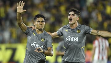 O Peñarol amassou o River Plate-URU na fase preliminar da Sul-Americana