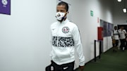Desde que quedó desligado del América, Giovani Dos Santos ha estado buscando equipo sin tener éxito.
