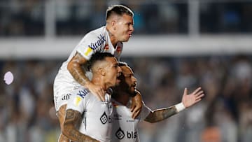Neymar e Soteldo não entraram em campo na estreia do Santos pelo Brasileirão Série A