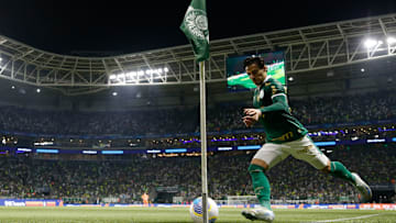 Raphael Veiga é o maior artilheiro da história do estádio, com 51 gols