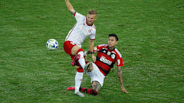 Pedro Henrique teria sido calçado contra o Flamengo