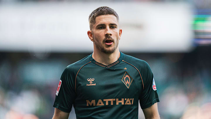 Romano Schmid kann sich einen Verbleib bei Werder Bremen vorstellen Romano Schmid kann sich einen Verbleib bei Werder Bremen vorstellen