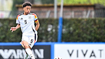 Cassiano Kiala als Kapitän der deutschen U16-Nationalmannschaft.