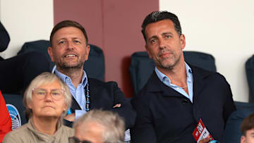Edu Gaspar (R) is leaving Arsenal