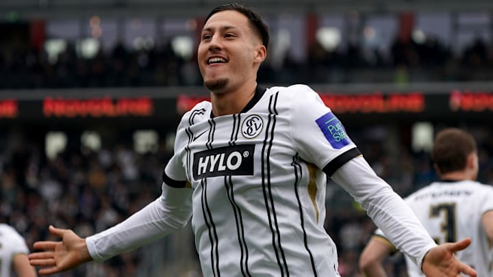 Younes Ebnoutalib bleibt bei der SV Elversberg Younes Ebnoutalib bleibt bei der SV Elversberg