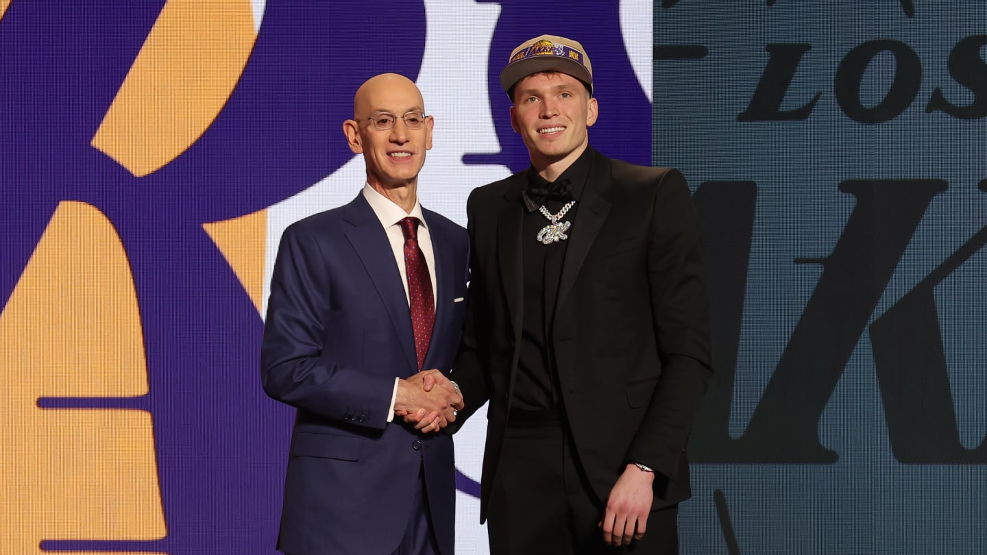 Lakers fans will love Dalton Knecht’s chances to win Rookie of the Year