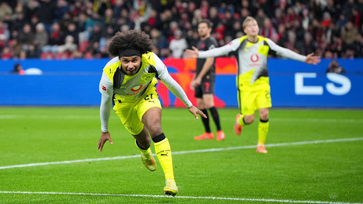 Borussia Dortmund mit Big Points gegen Leverkusen Borussia Dortmund mit Big Points gegen Leverkusen