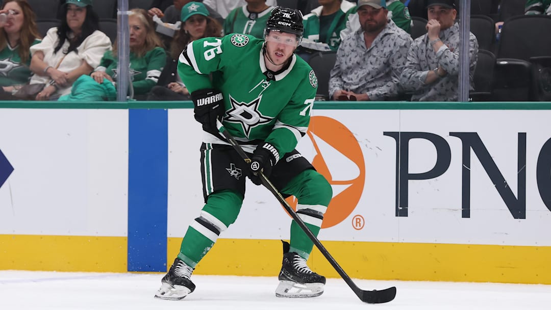 Colorado Avalanche v Dallas Stars