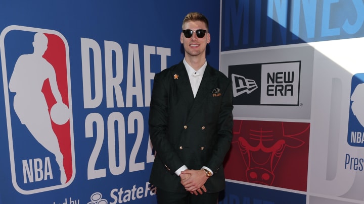 Jun 26, 2024; Brooklyn, NY, USA; Kyle Filipowski arrives before the first round of the 2024 NBA Draft at Barclays Center. Mandatory Credit: Brad Penner-USA TODAY Sports