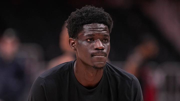 Atlanta Hawks forward Mouhamed Gueye (18) warms up on the court prior to the game against the Chicago Bulls at State Farm Arena on Dec 21, 2025.