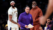 Lakers hicieron cambios en su roster