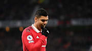 Casemiro absen dalam tiga pertandingan Manchester United akibat mendapat kartu merah