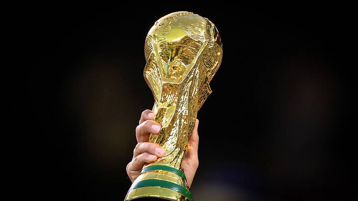 Wer reckt am 19. Juli den goldenen Pokal in den Himmel? Wer reckt am 19. Juli den goldenen Pokal in den Himmel?