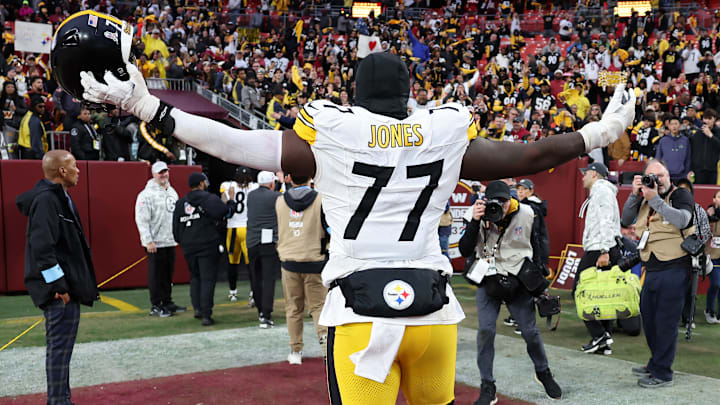 Pittsburgh Steelers v Washington Commanders