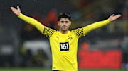 Mo Dahoud soll weiter Schwarz-Gelb tragen