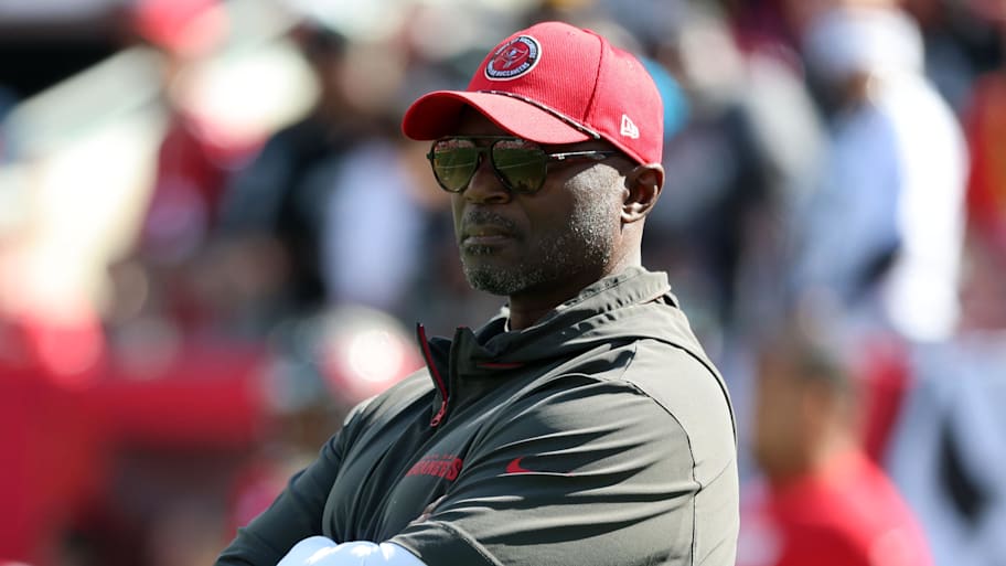 Tampa Bay Buccaneers head coach Todd Bowles prior to the game against the Las Vegas Raiders. | Kim Klement Neitzel-Imagn Images