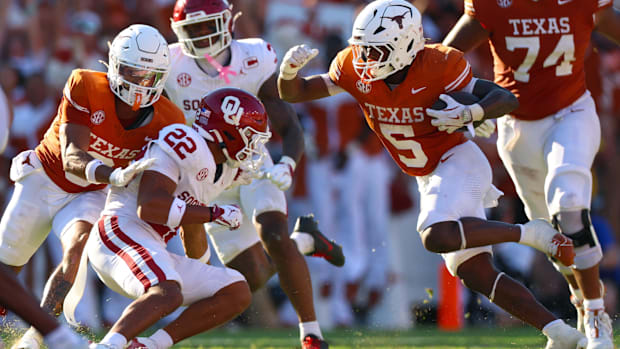 Texas Longhorns junior running back Quintrevion Wisner 