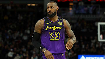 Los Angeles Lakers v Minnesota Timberwolves