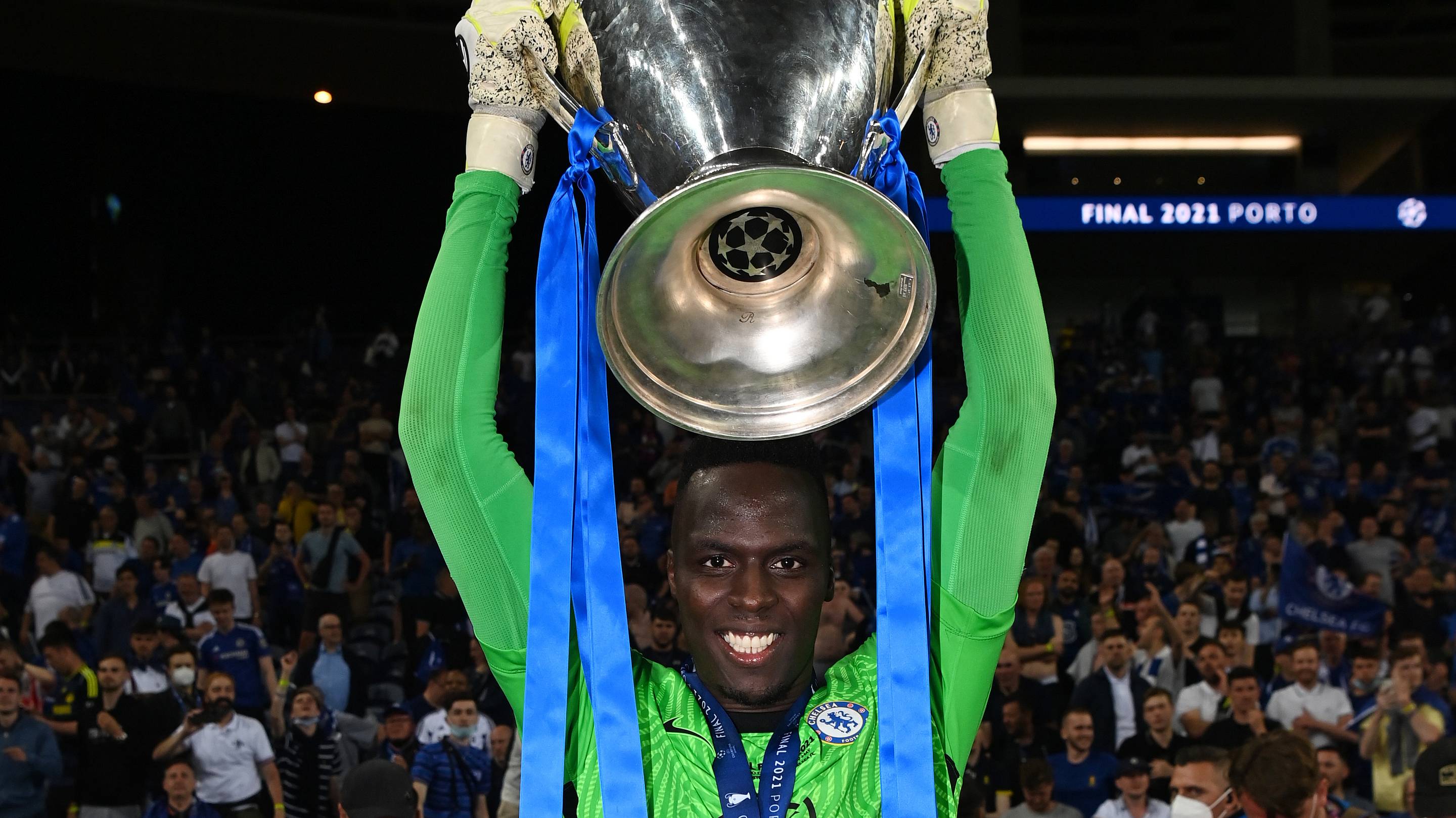 Edouard Mendy reveals a surprising answer when asked about his time with Senegal and Chelsea