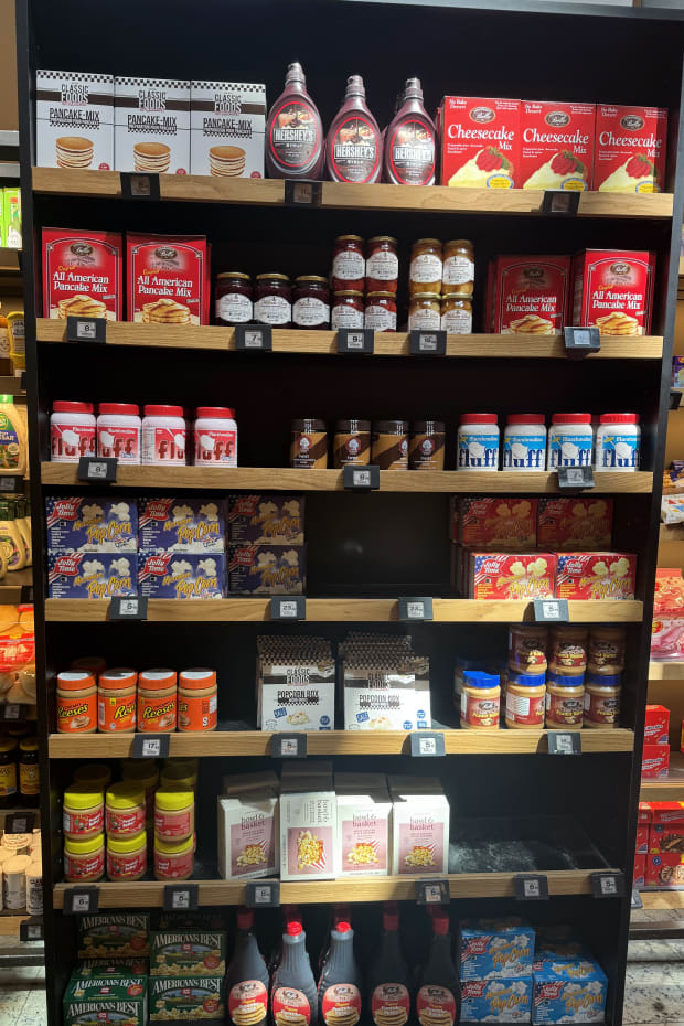 The U.S. section features marshmallow fluff, microwave popcorn, sour candy, chocolate syrup and more.