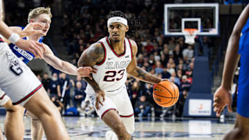 Gonzaga Bulldogs guard Adam Miller (23).