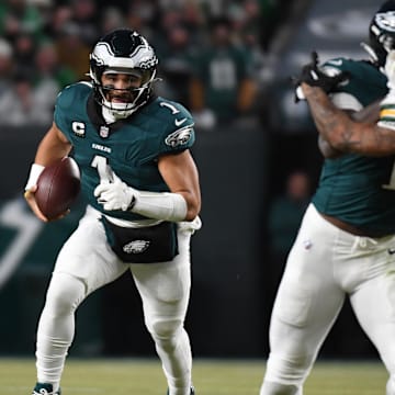 The Packers are home favorites against the Eagles in the Week 11 edition of Monday Night Football.