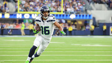 `’Jan 5, 2025; Inglewood, California, USA;  Seattle Seahawks Wide Receiver Tyler Lockett 
(16) runs down the field baseline at SoFi Stadium for the Seattle Seahawks at Los Angeles Rams Week 18 matchup. Mandatory Credit: William Navarro-Imagn Images