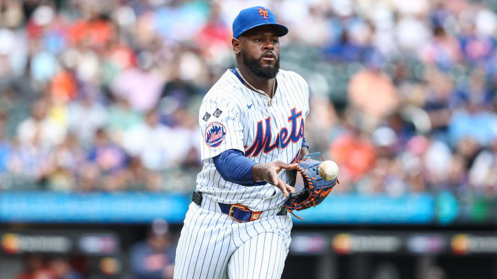 Jun 30, 2024; New York City, New York, USA;  New York Mets starting pitcher Luis Severino (40) at Citi Field. Mandatory Credit: Wendell Cruz-USA TODAY Sports