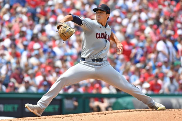 Joey Cantillo throws a pitch 