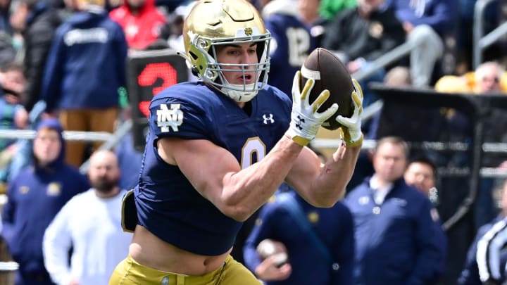 Apr 20, 2024; Notre Dame, IN, USA; Notre Dame Fighting Irish tight end Eli Raridon (9) catches a pass in the Blue-Gold game at Notre Dame Stadium. Mandatory Credit: Matt Cashore-USA TODAY Sports