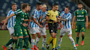 Dourado perdeu de virada para o Racing e está eliminado na Copa Sul-Americana