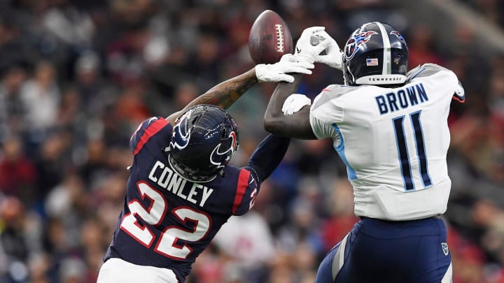 Houston Texans cornerback Gareon Conley (22) breaks up a pass intended for Tennessee Titans wide receiver A.J. Brown (11) during the second quarter at NRG Stadium Sunday, Dec. 29, 2019 in Houston, Texas.

Gw53912