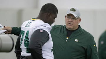 Green Bay Packers offensive guard Byron Bell (74) talks with line coach James Campen during practice Wednesday, November 7, 2018 at the Don Hutson Center in Ashwaubenon, Wis.

Uscp 72o13jfb7kk3g71aj0d Original
