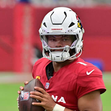 Sep 15, 2024; Glendale, Arizona, USA;  Arizona Cardinals quarterback Kyler Murray (1) warms up prior to a game against the Los Angeles Rams at State Farm Stadium. Mandatory Credit: Matt Kartozian-Imagn Images