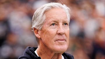 Denver Broncos v Las Vegas Raiders - NFL 2025