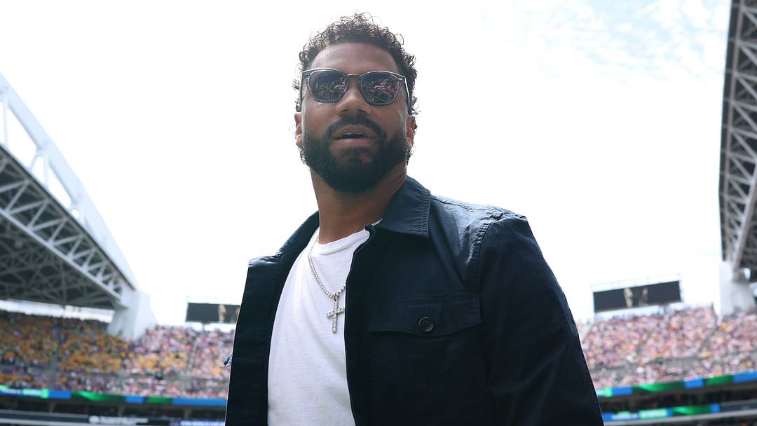 Russell Wilson was back on familiar turf.