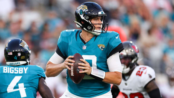 Aug 17, 2024; Jacksonville, Florida, USA; Jacksonville Jaguars quarterback Mac Jones (10) drops back to pass against the Tampa Bay Buccaneers in the first quarter during a preseason game at EverBank Stadium. Mandatory Credit: Nathan Ray Seebeck-USA TODAY Sports