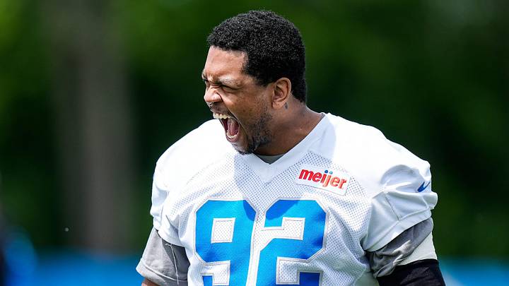 Detroit Lions defensive end Marcus Davenport (92) practices during OTA at Meijer Performance Center in Allen Park on Friday, May 30, 2025.