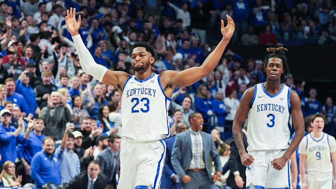 Kentucky forward Mouhamed Dioubate celebrates against Indiana.