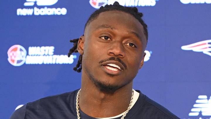 New England Patriots wide receiver A.J. Brown (1).