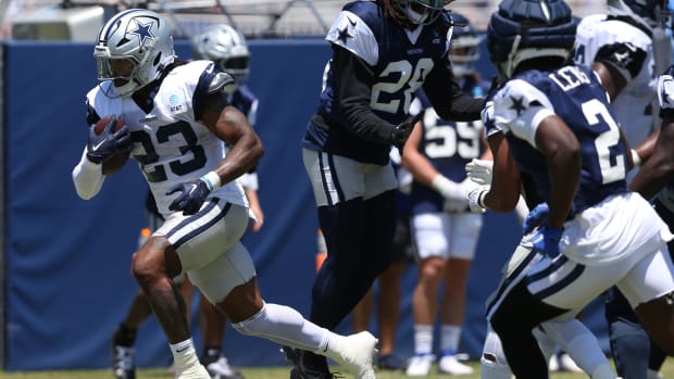 Dallas Cowboys running back Rico Dowdle (23) runs during training camp at the River Ridge Playing Fields in Oxnard, Californi