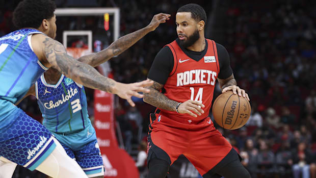 D.J. Augustin (14)