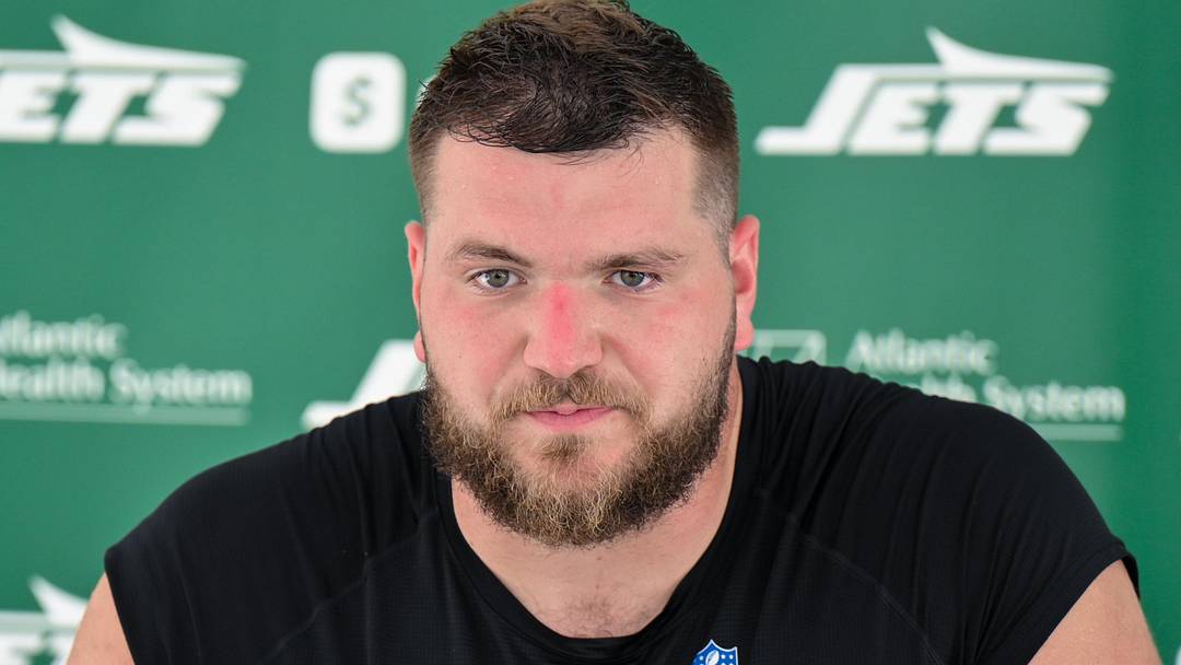 Jul 25, 2025; Florham Park, NJ, USA; New York Jets center Josh Myers (71) speaks to the media during training camp at Atlantic Health Jets Training Center. Mandatory Credit: John Jones-Imagn Images Jul 25, 2025; Florham Park, NJ, USA; New York Jets center Josh Myers (71) speaks to the media during training camp at Atlantic Health Jets Training Center. Mandatory Credit: John Jones-Imagn Images