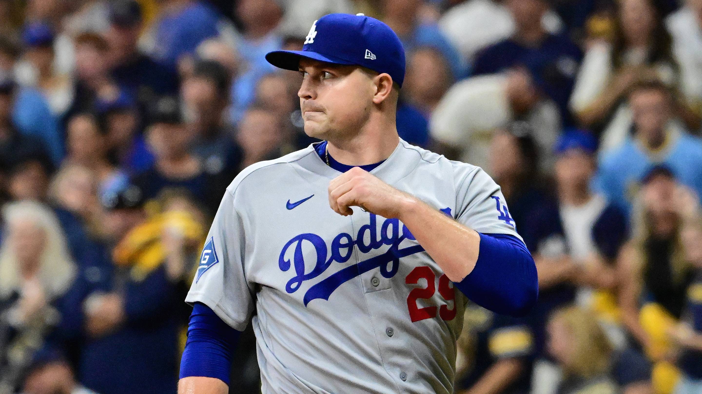 1 dream target, 1 realistic target, 1 mistake White Sox could make in offseason pitching search